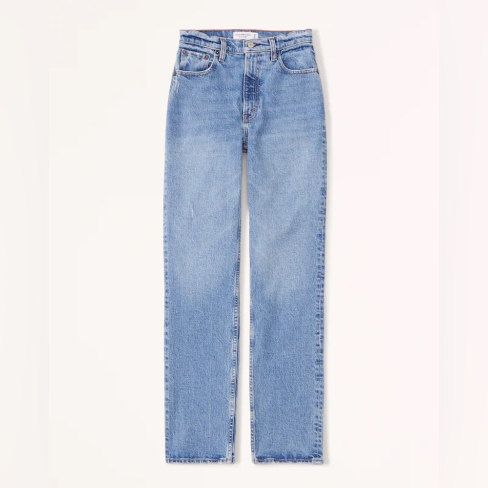 Abercrombie Ultra High Rise 90s Straight Jean in Medium Wash